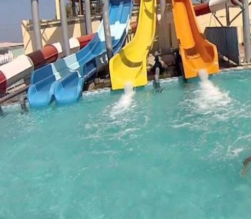 Aqua Park-ul familiei Melcea a semnat un protocol de colaborare cu Primăria Eforie